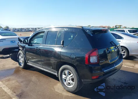 2017 Jeep Compass High Altitude 4X4 z USA, uszkodzony, nr VIN 1C4NJDEB7HD129815